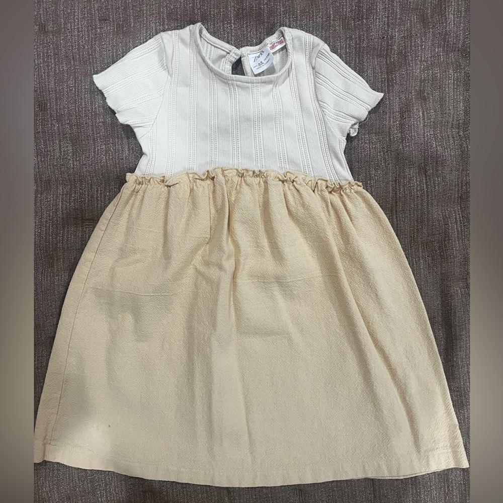 Zara Cream and Pale Yellow Girls' Knit Bodice Dress - Picture 2 of 8